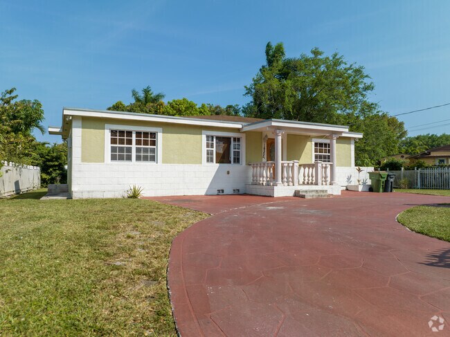 Most homes in Sunny Acres include private driveways.