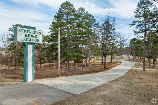 Crowley’s Ridge College in Paragould is a private, religious institution.