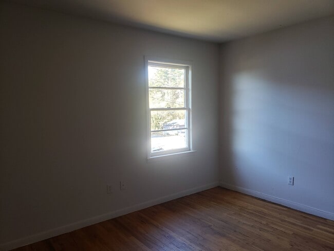 219 Nichol St unit A, Greenville, SC 29607 - photo 5