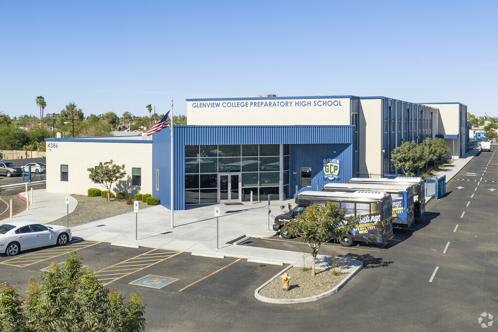 Glendale’s Glenview College Preparatory High School prepares kids for future careers.