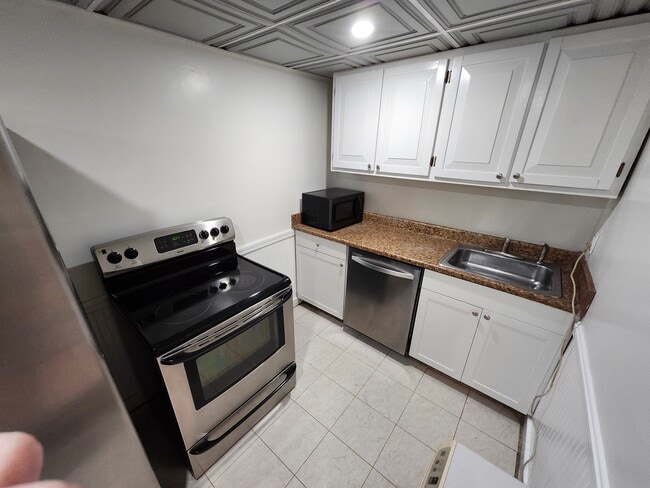 44 Nashua St unit 1, Clinton, MA 01510 - photo 5