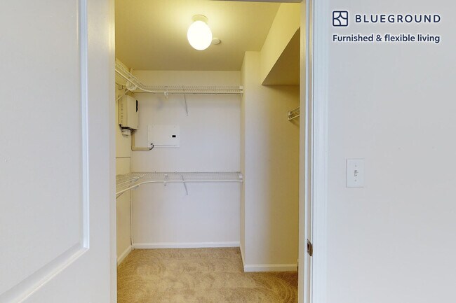 1299 Corporate Dr unit FL3-ID2338A, Westbury, NY 11590 - photo 7