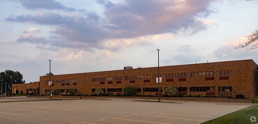 Welcome to Ft. Zumwalt South High School in Saint Peters.