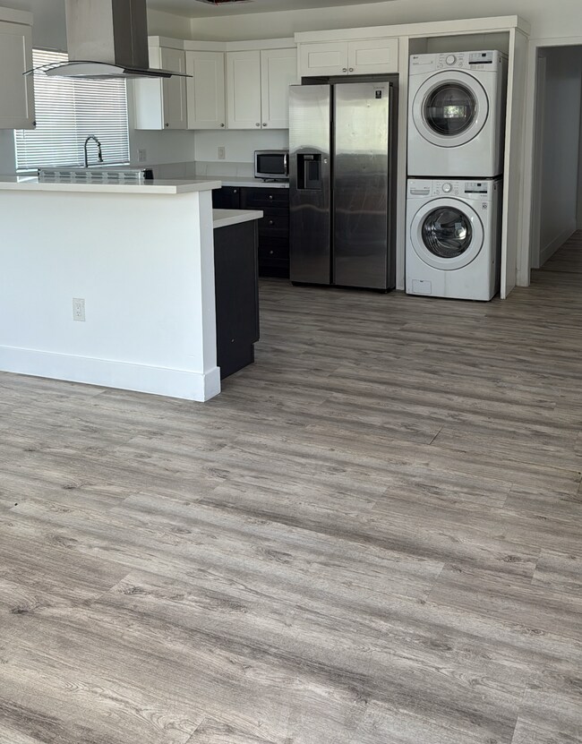 4606 S Normandie Ave unit Bottom 2, Los Angeles, CA 90037 - photo 6