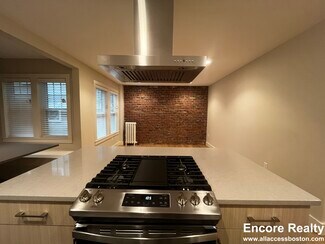6 Story St Unit 13-7, Cambridge, MA 02138