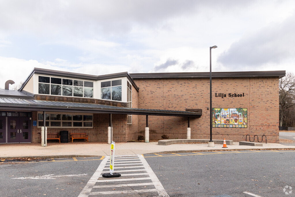 Lilja Elementary School, Natick MA Rankings & Reviews - Homes.com