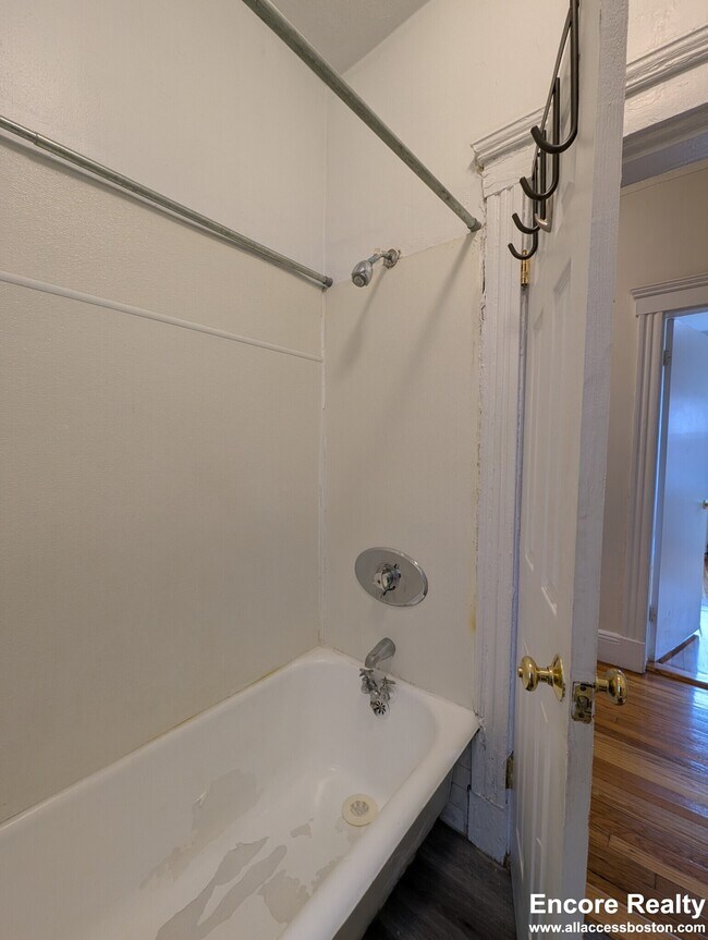 1185 Boylston St unit 12, Boston, MA 02215 - photo 4