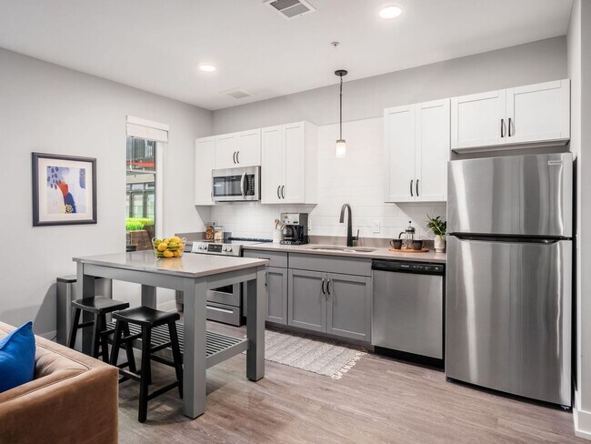 The Frisbie, Columbus, OH 43205 - photo 3