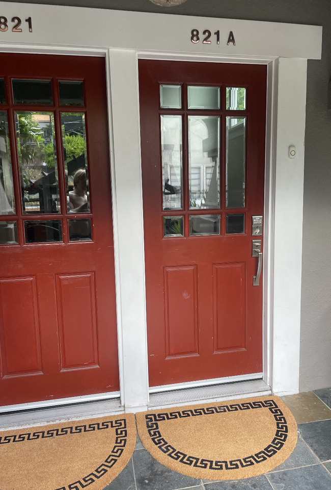 821 Walker Ave Unit 821A, Oakland, CA 94610