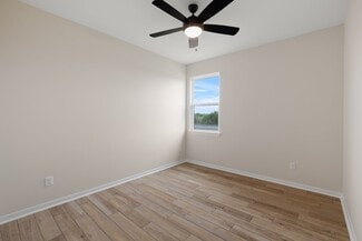 10317 N 15th St, McAllen, TX 78504