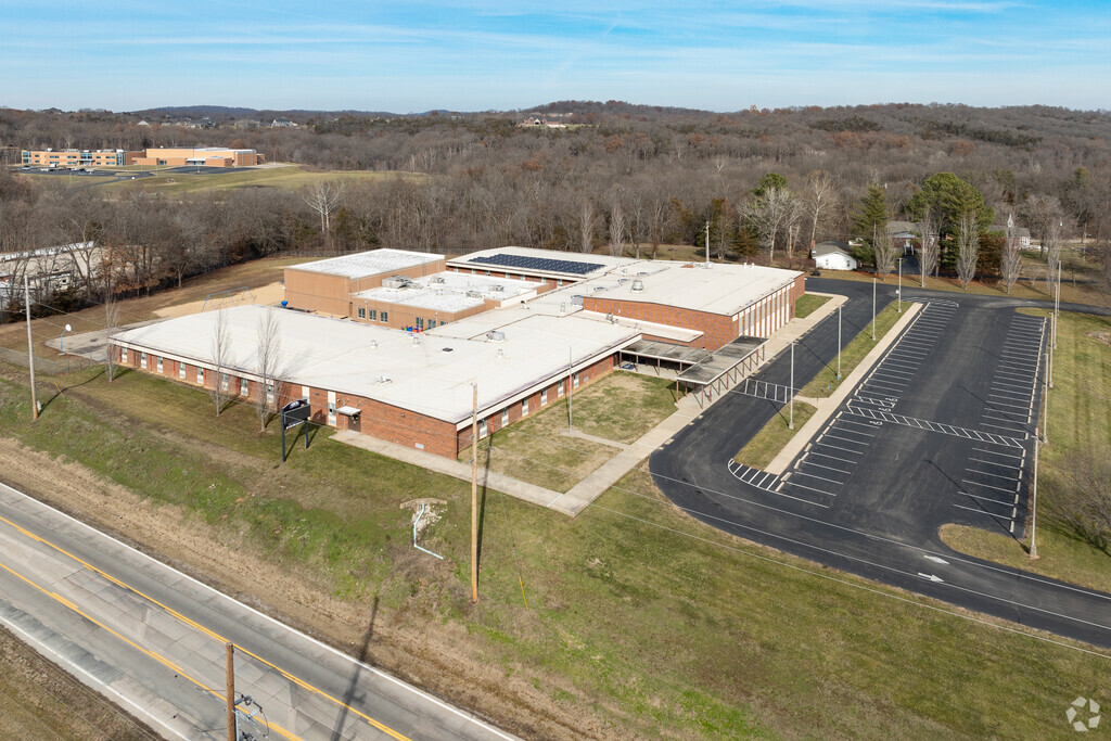 Telegraph Intermediate School in Festus, MO offers various clubs and activities for students.