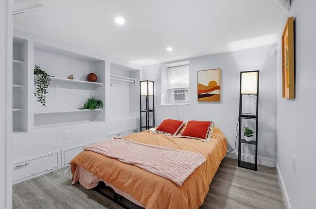 67 Curtis Rd unit Spacious 2bd, Revere, MA 02151 - photo 4