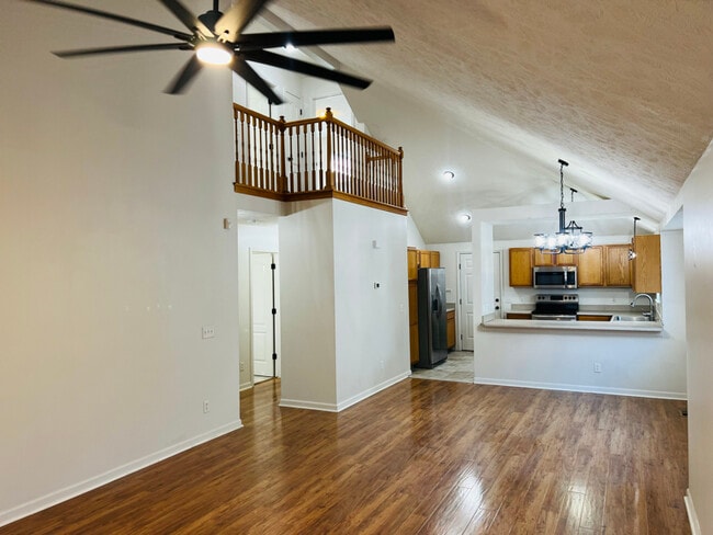 4557 Butler Ave, Omaha, NE 68104 - photo 3