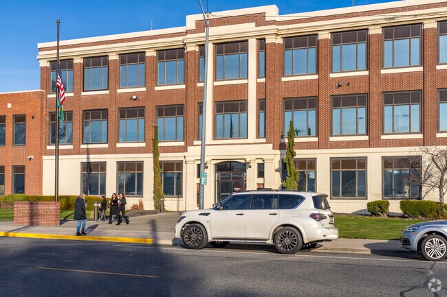 Pasco City hall is located near the heart of downtown Pasco.