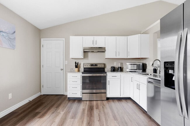 9791 Stonewall Ln unit ID1228624P, Avon, IN 46123 - photo 2