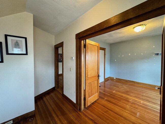 29 Frederick Ave unit 1, Medford, MA 02155 - photo 5