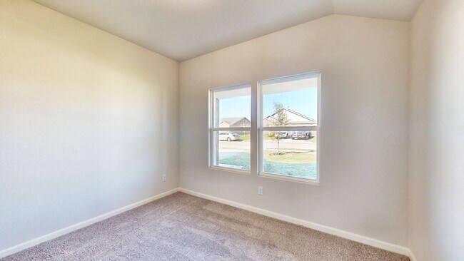 544 Jameson unit 36581791, Springtown, TX 76082 - photo 5