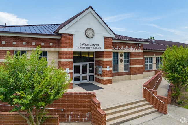 Lavace Stewart Elementary provides loving encouragement to the students of Clear Lake Shores.