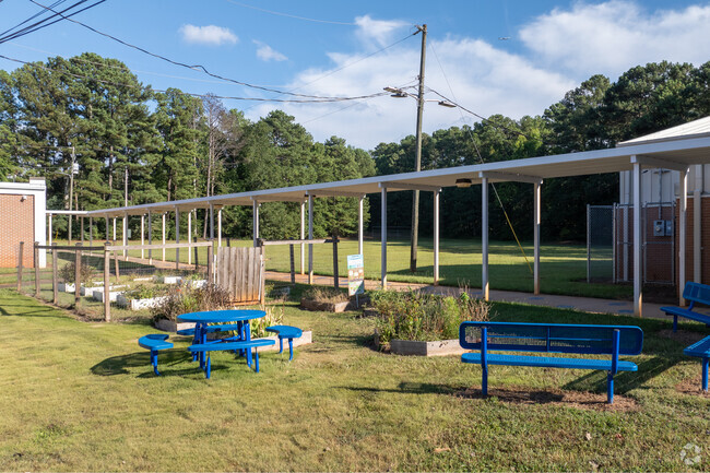 Chapel Hill Elementary School offers an array of outdoor learning opportunity.