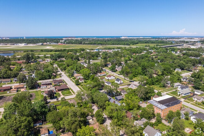 Brunswick has close proximity to Gary Airport.
