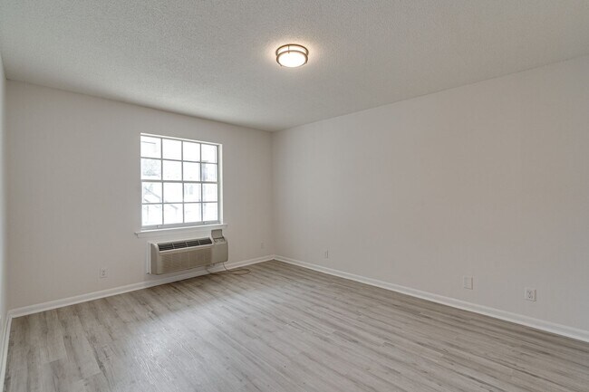 2845 Dayton Blvd unit 5, Chattanooga, TN 37415 - photo 7