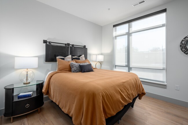 Bemiston Place Apartments, Clayton, MO 63105 - photo 6