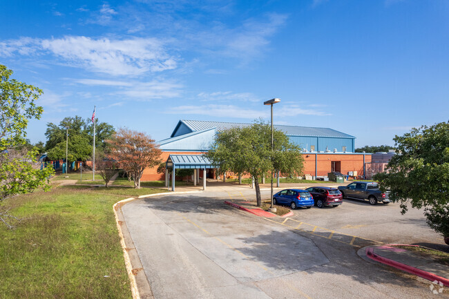 Summitt Elementary fosters a love for learning.