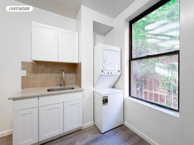 12 W 103rd St, New York, NY 10025 - photo 6