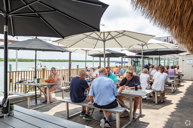 Naples Manor is only a short drive from popular waterside eateries in Marco Island.