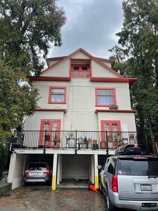 2444 Carleton St Unit 2, Berkeley, CA 94704