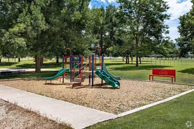 Elk Ridge Park’s playground and splash pad are popular with kids.