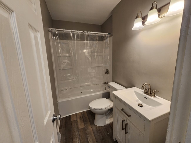 2049 34th St, Rock Island, IL 61201 - photo 6