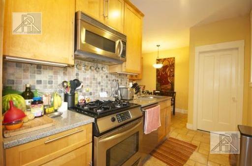 330 Saint Paul St unit 5, Brookline, MA 02446 - photo 1