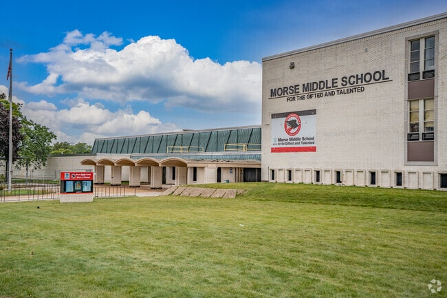 The front entrance of Morse Middle School, located in Menomonee River Hills.