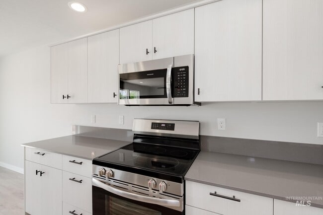 4141 N Delphi Ave, Meridian, ID 83646 - photo 3