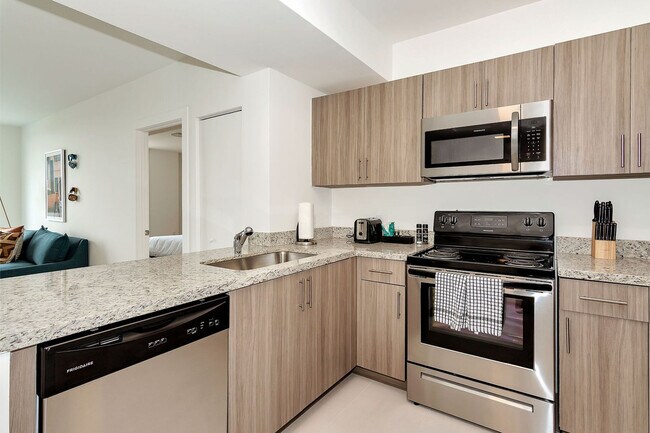 1710 SW 27th Ave unit ID1272078P, Miami, FL 33145 - photo 5