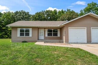 8580 Kill Creek Rd, De Soto, KS 66018