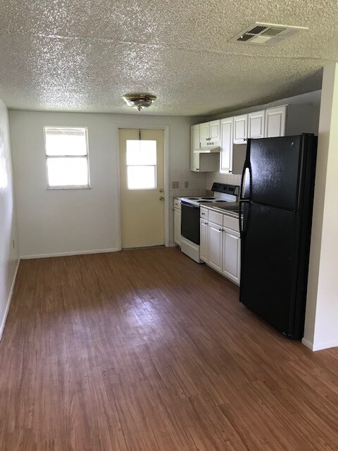 4850 5th St Unit 4850, Zephyrhills, FL 33542