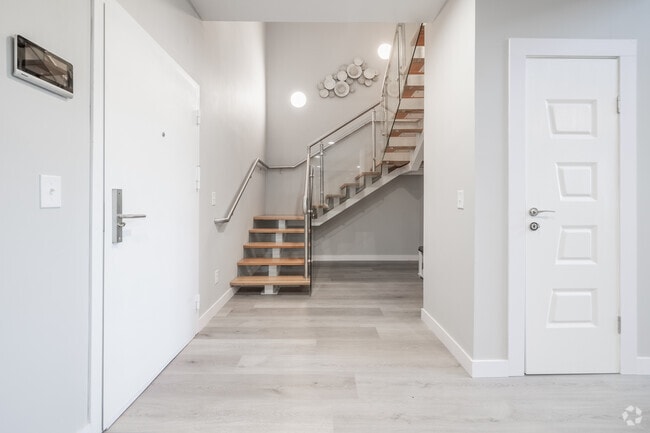 Taj Estates of Franklin, Franklin, MA 02038 - photo 5