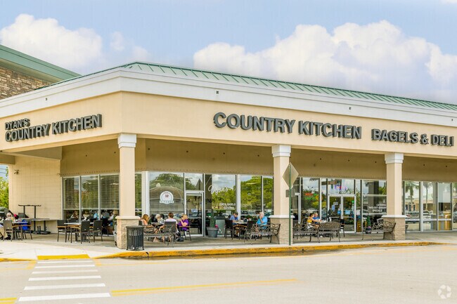 Enjoy freshly made American cuisine at Dyan's Country Kitchen in Pine Ridge