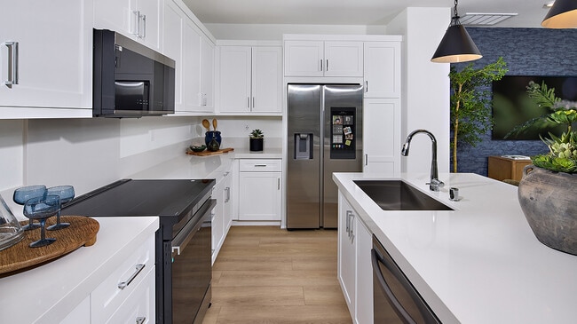 2113 Frost Ave, Chula Vista, CA 91913 - photo 3