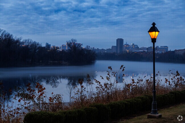 Take a peaceful walk along the Virginia Capital Trail on the James River at Rocketts Landing.