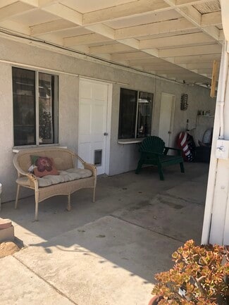 10450 Independence Ave, Chatsworth, CA 91311