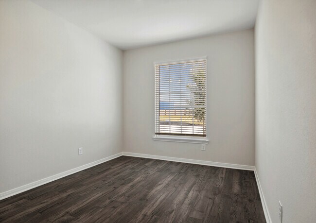 22507 Greenwood Canyon Dr unit 36479409, Cleveland, TX 77328 - photo 7