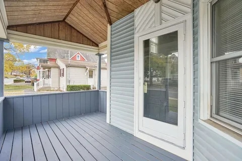 528 Broadway St unit 1, Chicopee, MA 01020 - photo 3