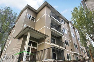 10436 SE Carr Rd, Renton, WA 98055