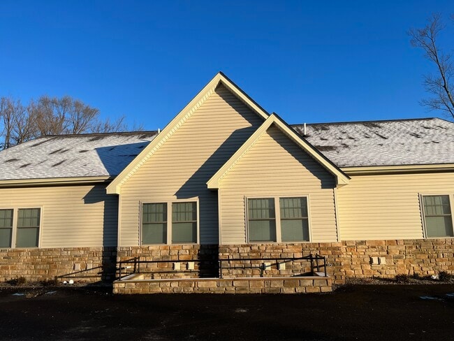 39 Arbor Ct, Newark, OH 43055 - photo 2