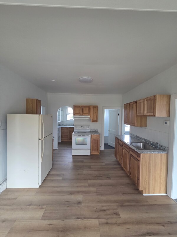 93 Washington St N Unit 1, Auburn, ME 04210