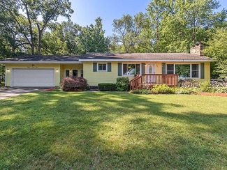 891 Bob Ave, Muskegon, MI 49445