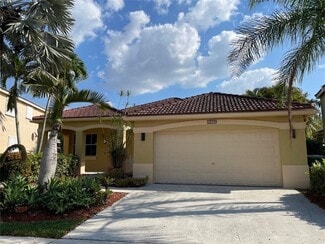 4293 Laurel Ridge Cir, Weston, FL 33331